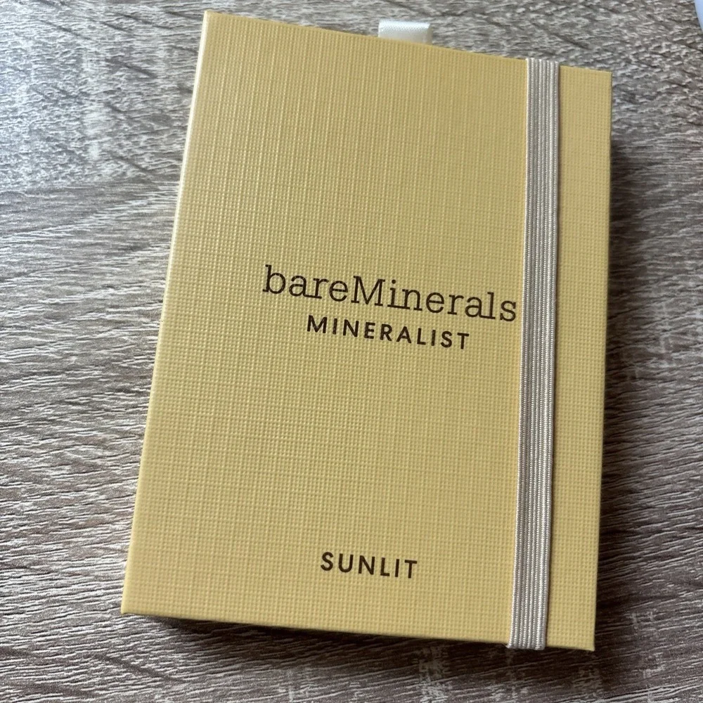 bareMinerals - Mineralist - Eyeshadow Palette - Sunlit - .04oz.